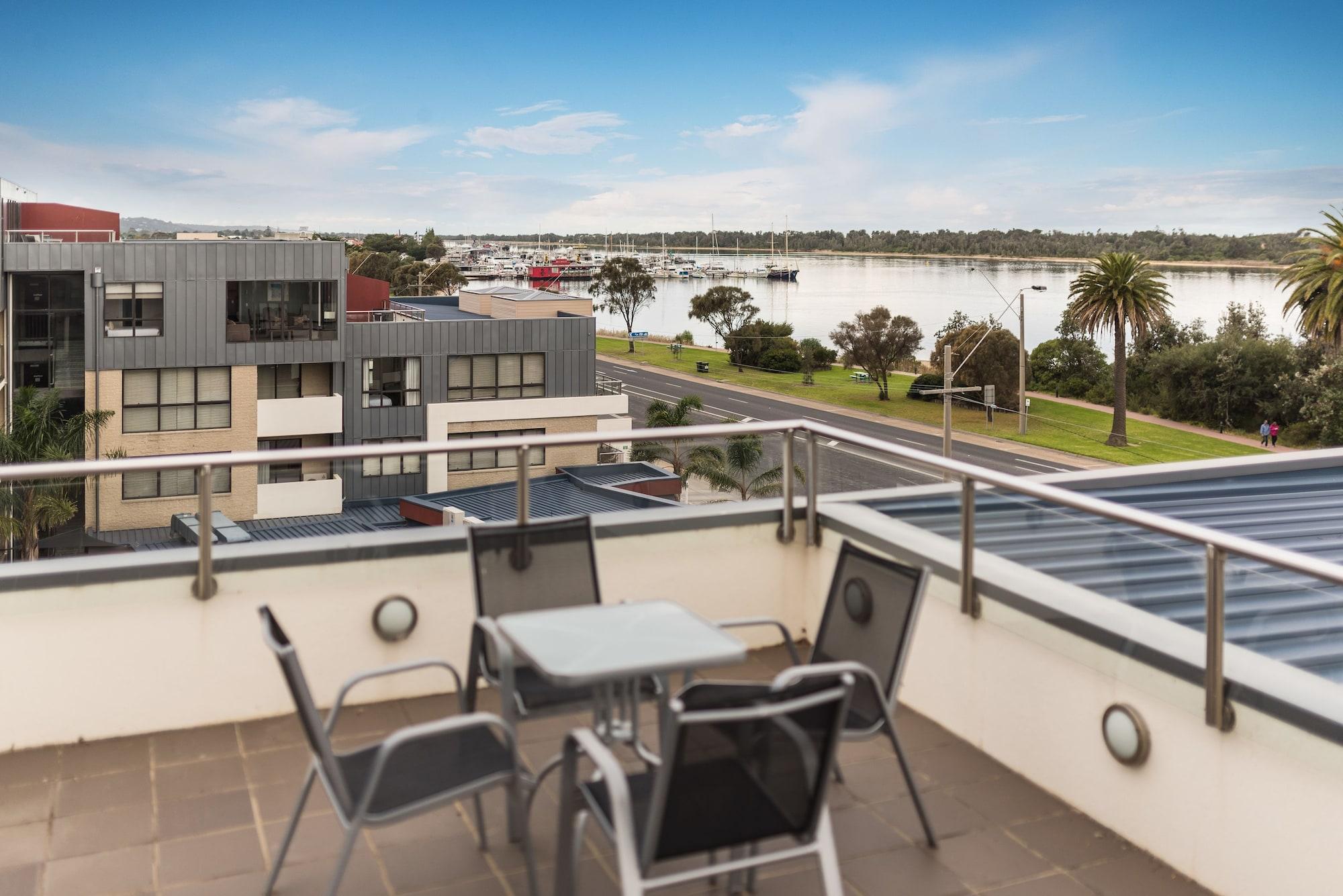 The Esplanade Resort And Spa Lakes Entrance Ngoại thất bức ảnh