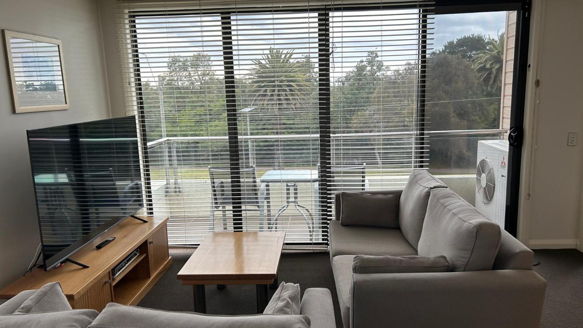 The Esplanade Resort And Spa Lakes Entrance Ngoại thất bức ảnh