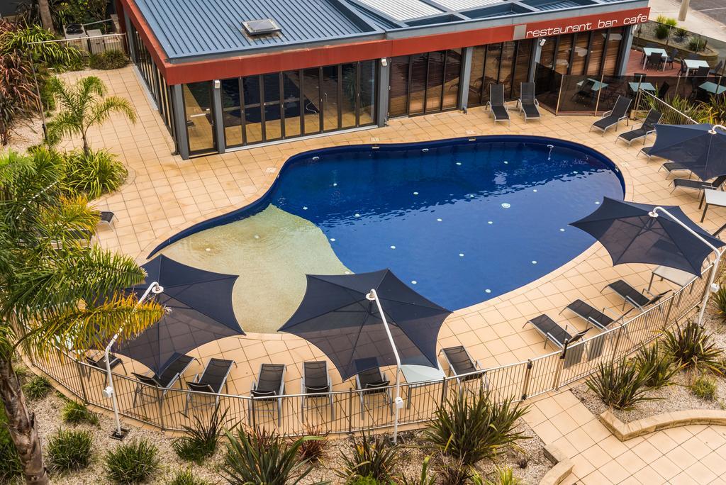 The Esplanade Resort And Spa Lakes Entrance Ngoại thất bức ảnh