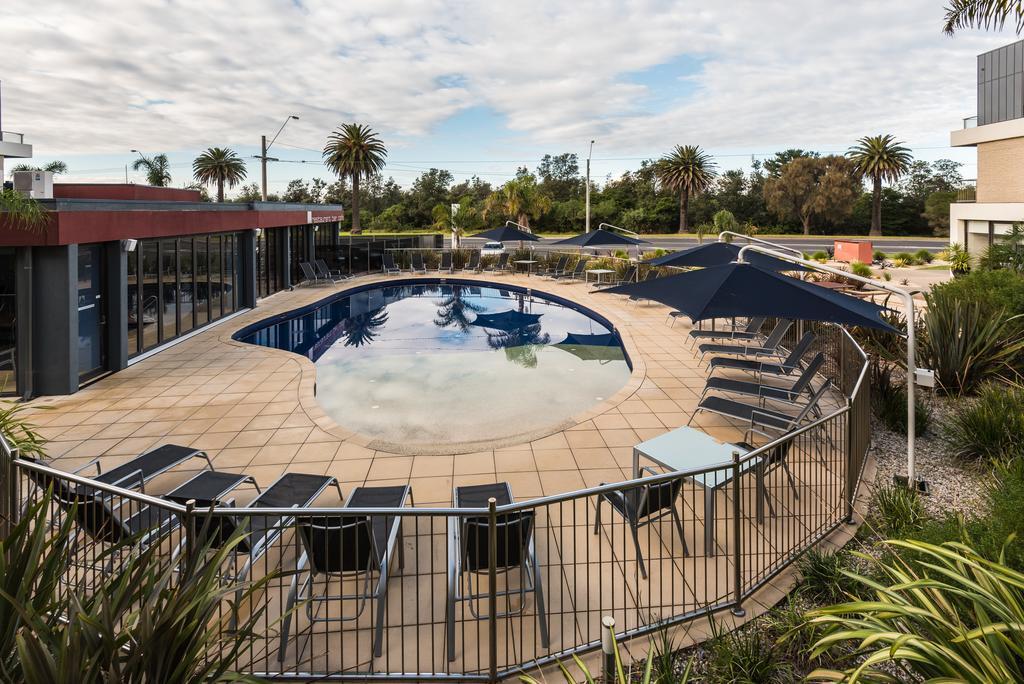 The Esplanade Resort And Spa Lakes Entrance Ngoại thất bức ảnh